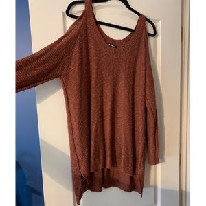 ❗️Charlotte Russe Cold Shoulder Sweater❗️